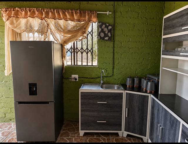 1 BEDROOM HOUSE FOR SALE IN EVATON WEST